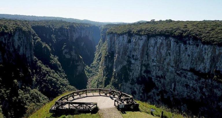Cabanas Brisa Dos Canyons กัมบารา ภายนอก รูปภาพ